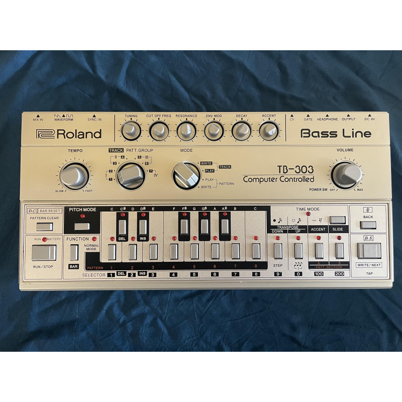 RE-303 (TB303 Case)